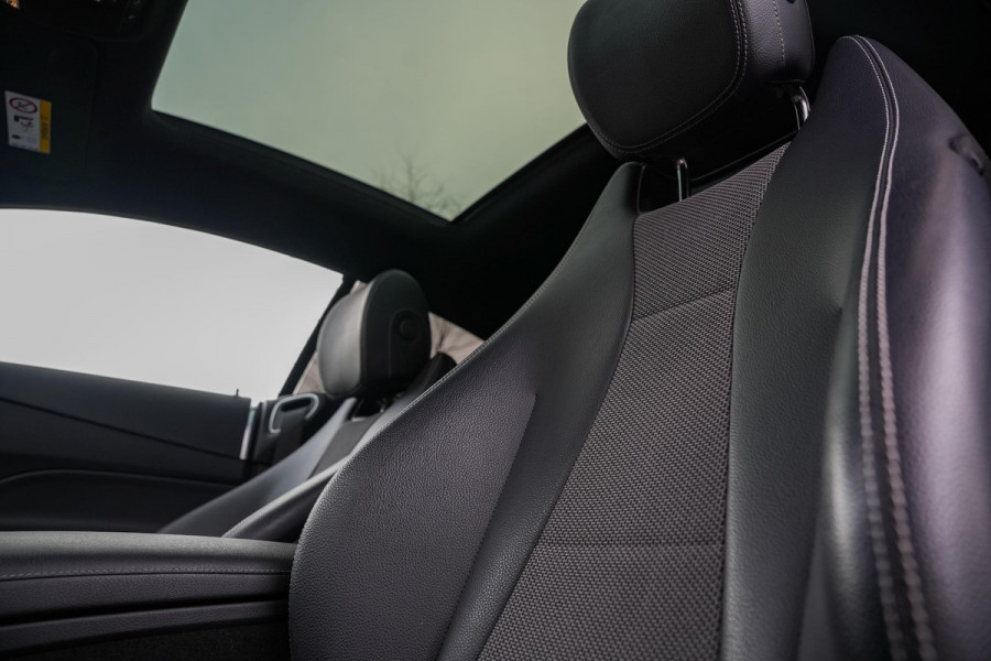 Mercedes-Benz E-Klasse Coupé 200 Wide Screen Panoramadak