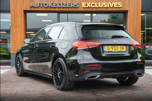Mercedes-Benz A-Klasse 180 Business Solution AMG Ambient Cruise Navigatie Camera Sportstoelen Leer LED 19" LMV