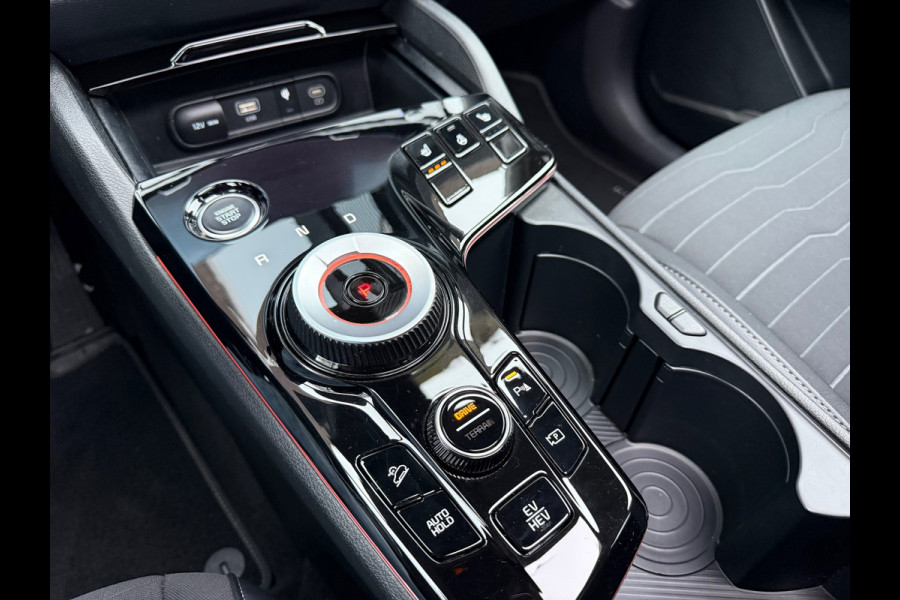 Kia Sportage 1.6 T-GDi Plug-in Hybrid AWD DynamicPlusLine - Automaat - Pano/Schuifdak - Navi - Org.NL