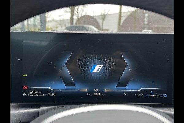 BMW 3 Serie Touring 320e M-SPORT | FACELIFT| PANO|1.STE EIGENAAR, DEALER OH. | LEER | ELEK. TREKHAAK| FABRIEKSGARANTIE T/M 08 2027| LEER| STOELVERWARMING| 19 INCH! SUPER COMPLEET!