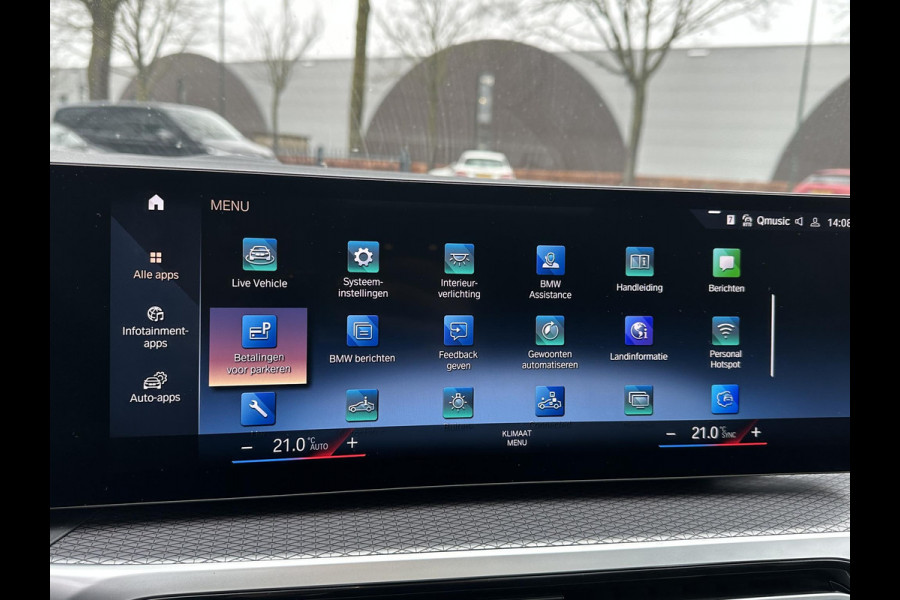 BMW 3 Serie Touring 320e M-SPORT | FACELIFT| PANO|1.STE EIGENAAR, DEALER OH. | LEER | ELEK. TREKHAAK| FABRIEKSGARANTIE T/M 08 2027| LEER| STOELVERWARMING| 19 INCH! SUPER COMPLEET!