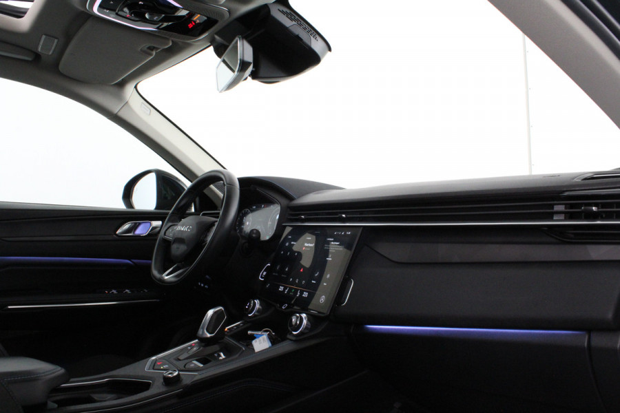 Lynk & Co 01 1.5 > 262pk/Camera/Infinity/Pano.schuif/Memory/Zwart...