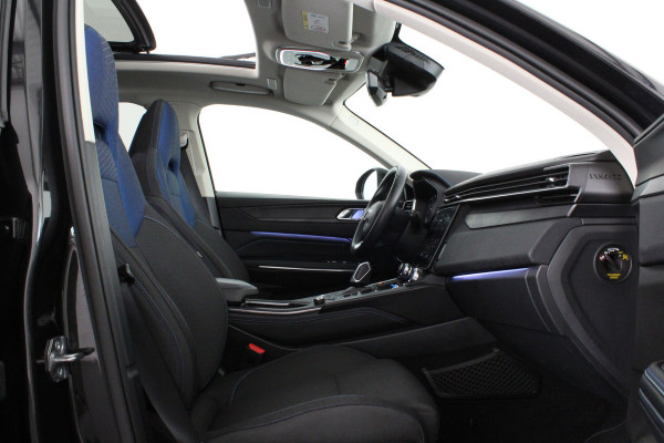 Lynk & Co 01 1.5 > 262pk/Camera/Infinity/Pano.schuif/Memory/Zwart...