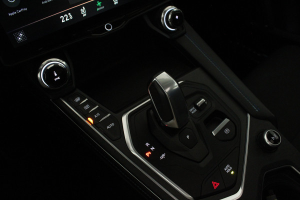 Lynk & Co 01 1.5 > 262pk/Camera/Infinity/Pano.schuif/Memory/Zwart...