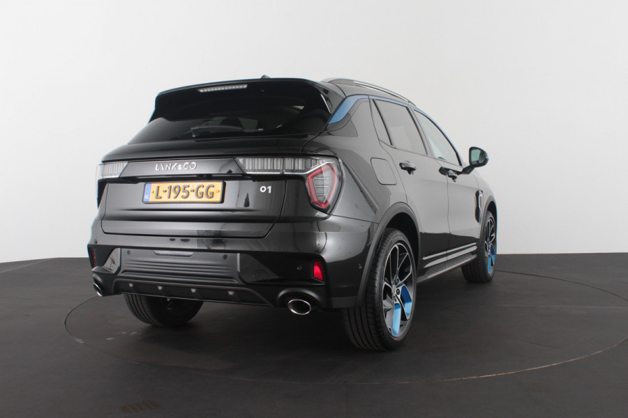 Lynk & Co 01 1.5 > 262pk/Camera/Infinity/Pano.schuif/Memory/Zwart...