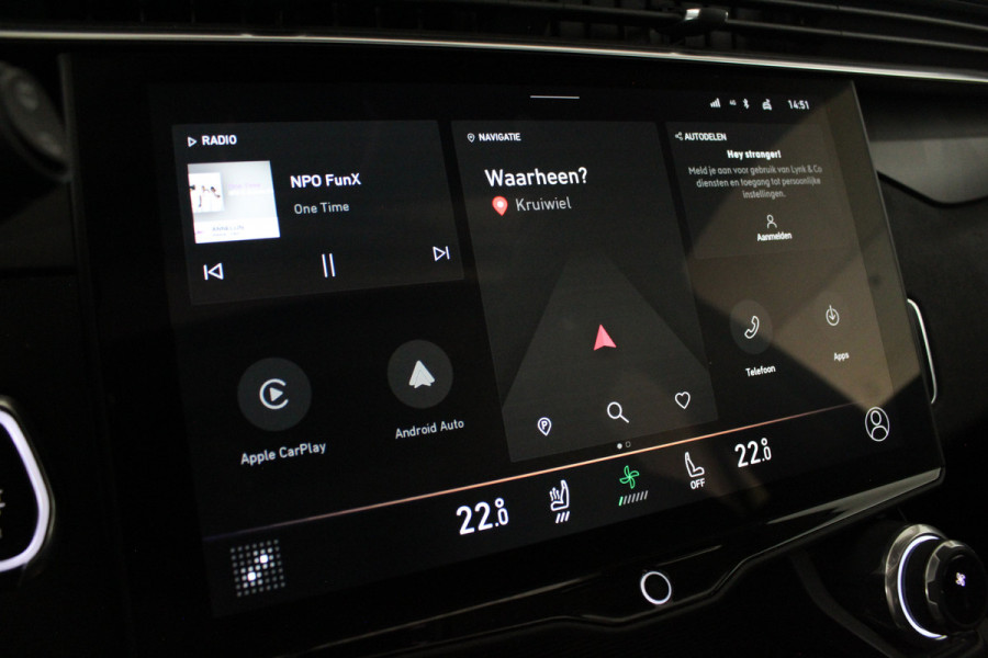 Lynk & Co 01 1.5 > 262pk/Camera/Infinity/Pano.schuif/Memory/Zwart...