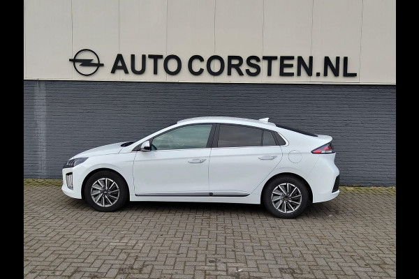 Hyundai IONIQ Comfort EV 40kWh SOH 99.7% !! NWE MODEL Warmtepomp Navi Ecc Camera Adap.Cruise Stoelverwarming Pdc Apple Carplay/Android Auto Lane Assist Isofix Keyless Led I-key Regensensor Rijstrooksensor Origineel Nederlandse Auto