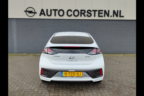 Hyundai IONIQ Comfort EV 40kWh SOH 99.7% !! NWE MODEL Warmtepomp Navi Ecc Camera Adap.Cruise Stoelverwarming Pdc Apple Carplay/Android Auto Lane Assist Isofix Keyless Led I-key Regensensor Rijstrooksensor Origineel Nederlandse Auto
