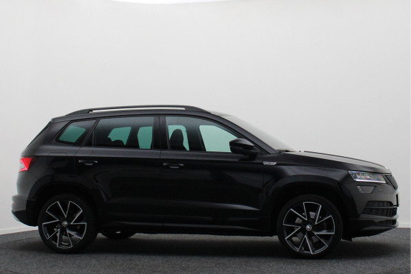 Škoda Karoq 1.5 TSI ACT Sportline Business Navi, Apple Carplay, Camera, Trekhaak, Climate, Sporstoelen