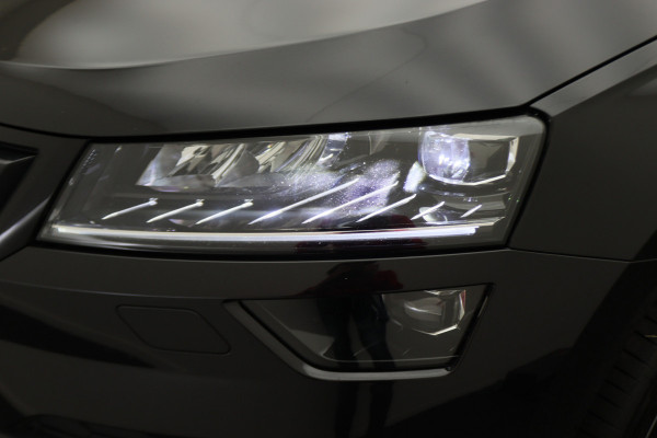 Škoda Karoq 1.5 TSI ACT Sportline Business Navi, Apple Carplay, Camera, Trekhaak, Climate, Sporstoelen