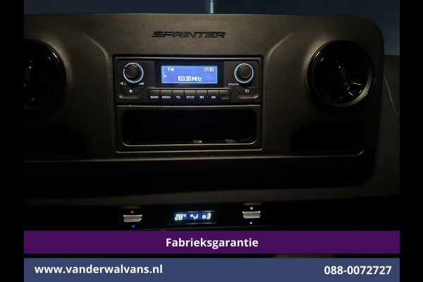 Mercedes-Benz Sprinter 211CDI L2H2 Fabrieksgarantie Euro6 Airco | Trekhaak | Camera Bijrijdersbank