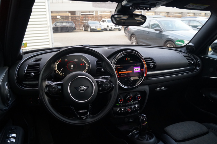 MINI Clubman 1.5 136pk Automaat Cooper Richmond Park -PANO-