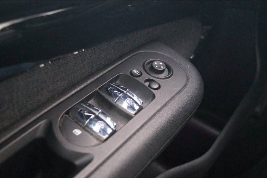 MINI Clubman 1.5 136pk Automaat Cooper Richmond Park -PANO-