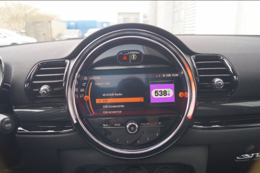 MINI Clubman 1.5 136pk Automaat Cooper Richmond Park -PANO-