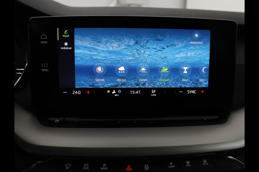 Škoda Octavia 1.0 TSI Business Edition | Trekhaak | Carplay | Sfeerverlichting | Stoelverwarming | Full LED | Parkeerhulp | Digital Cockpit | DAB | Cruise control | Climate control