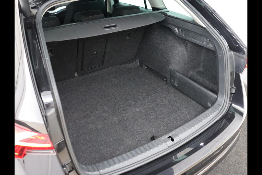 Škoda Octavia 1.0 TSI Business Edition | Trekhaak | Carplay | Sfeerverlichting | Stoelverwarming | Full LED | Parkeerhulp | Digital Cockpit | DAB | Cruise control | Climate control