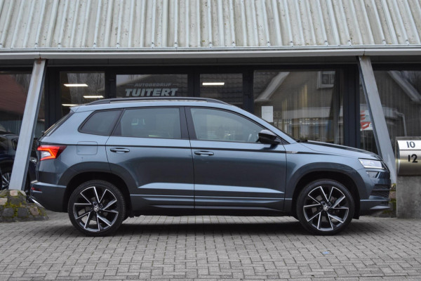 Škoda Karoq 1.5 TSI ACT Sportline | TREKHAAK | VIRTUAL | CAMERA | NAP | APPLE CARPLAY | ANDROID AUTO