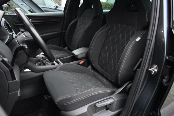 Škoda Karoq 1.5 TSI ACT Sportline | TREKHAAK | VIRTUAL | CAMERA | NAP | APPLE CARPLAY | ANDROID AUTO