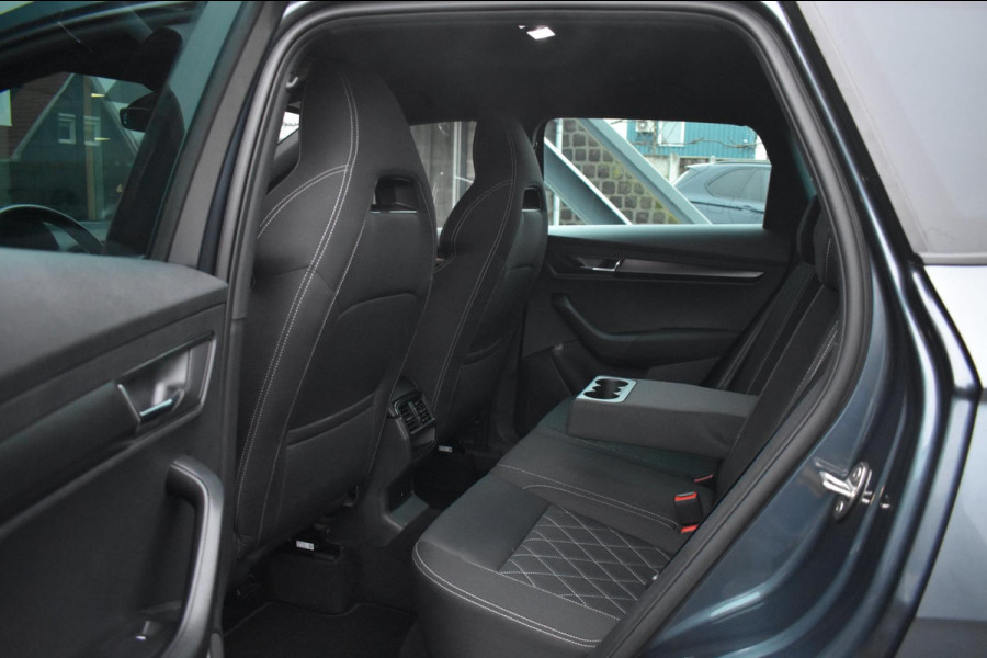 Škoda Karoq 1.5 TSI ACT Sportline | TREKHAAK | VIRTUAL | CAMERA | NAP | APPLE CARPLAY | ANDROID AUTO