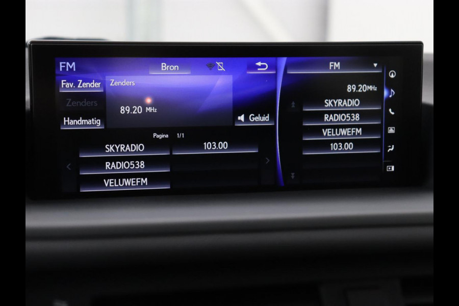 Lexus CT 200h Business Line | Alcantara | Camera | Navigatie | Full LED | Cruise control | Climate control