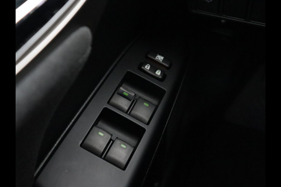Lexus CT 200h Business Line | Alcantara | Camera | Navigatie | Full LED | Cruise control | Climate control