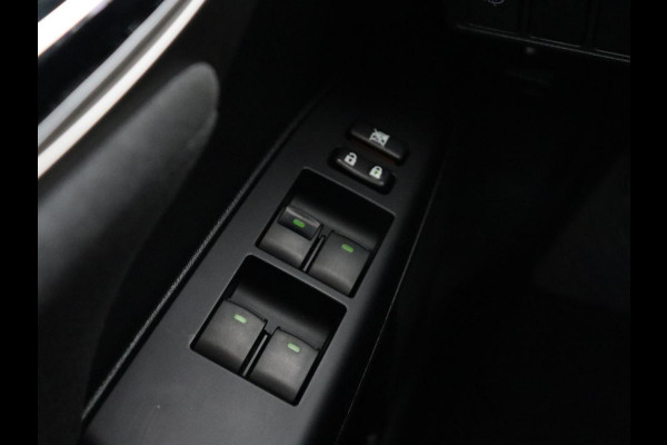 Lexus CT 200h Business Line | Alcantara | Camera | Navigatie | Full LED | Cruise control | Climate control
