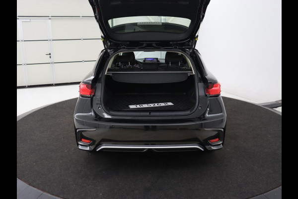 Lexus CT 200h Business Line | Alcantara | Camera | Navigatie | Full LED | Cruise control | Climate control