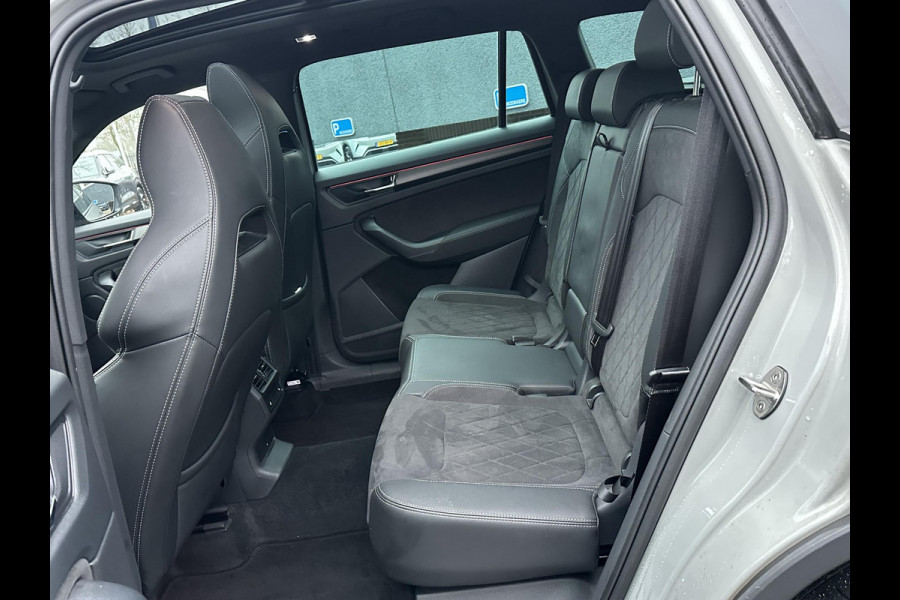 Škoda Kodiaq 1.5 TSI Sportline Business AUTOMAAT | PANORAMADAK | ADAPTIEVE CRUISECONTROL | CAMERA | ELEKTRISCHE STOEL/KOFFERRUIK | STANDKACHEL | STOELVERWARMING VOOR + ACHTER | SKODA DEALER ONDERHOUDEN | RIJKLAAR GELEVERD