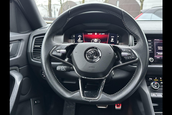 Škoda Kodiaq 1.5 TSI Sportline Business AUTOMAAT | PANORAMADAK | ADAPTIEVE CRUISECONTROL | CAMERA | ELEKTRISCHE STOEL/KOFFERRUIK | STANDKACHEL | STOELVERWARMING VOOR + ACHTER | SKODA DEALER ONDERHOUDEN | RIJKLAAR GELEVERD