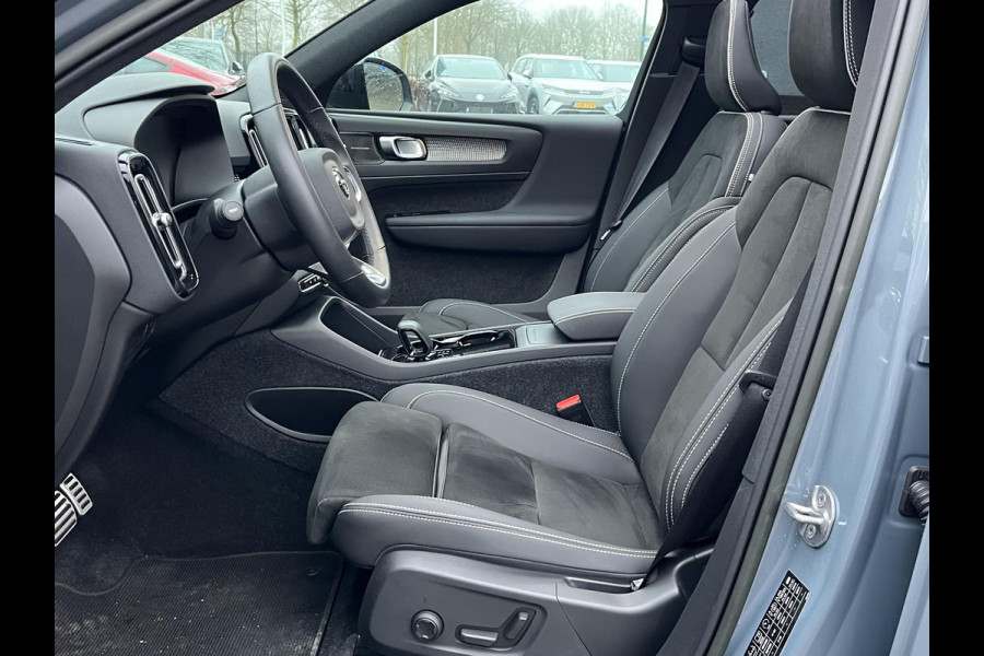 Volvo XC40 Recharge Pro | SOH 93% | PANORAMADAK | 360 CAMERA | ELEKTRISCHE STOELEN | STOEL- & STUURVERWARMING | ELEKTRISCHE TREKHAAK | HARMAN KARDON AUDIO | VOLVO DEALER ONDERHOUDEN | FULL OPTION | 1E EIGENAAR
