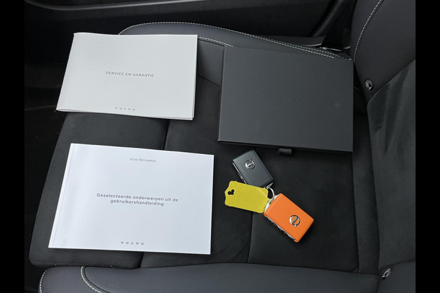 Volvo XC40 Recharge Pro | SOH 93% | PANORAMADAK | 360 CAMERA | ELEKTRISCHE STOELEN | STOEL- & STUURVERWARMING | ELEKTRISCHE TREKHAAK | HARMAN KARDON AUDIO | VOLVO DEALER ONDERHOUDEN | FULL OPTION | 1E EIGENAAR