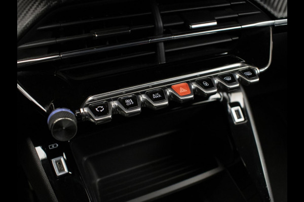 Peugeot 208 1.2 PureTech Allure Sport (APPLE CARPLAY,NAVI,CRUISE,PDC,LED,DAB,SPORTSTOELEN,LM VELGEN,NETTE STAAT)