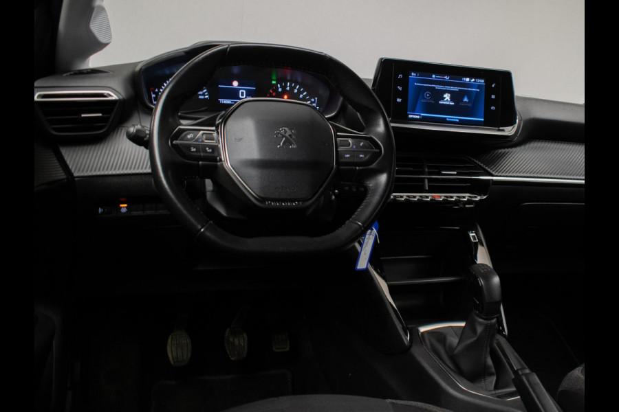 Peugeot 208 1.2 PureTech Allure Sport (APPLE CARPLAY,NAVI,CRUISE,PDC,LED,DAB,SPORTSTOELEN,LM VELGEN,NETTE STAAT)