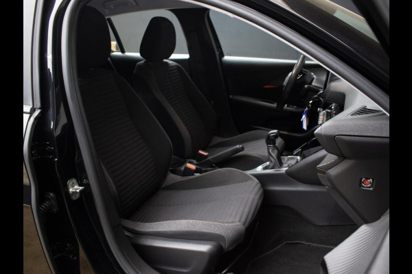 Peugeot 208 1.2 PureTech Allure Sport (APPLE CARPLAY,NAVI,CRUISE,PDC,LED,DAB,SPORTSTOELEN,LM VELGEN,NETTE STAAT)