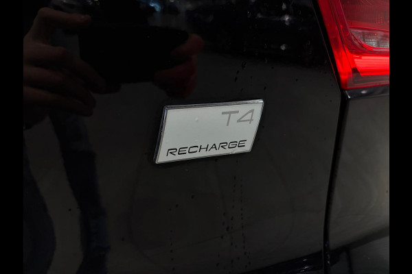 Volvo XC40 T4 Aut. Plug-in Hybrid ACC Stoelverwarming 211pk
