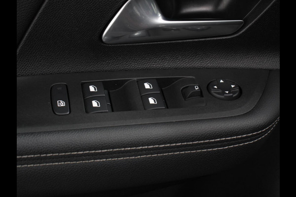 Opel Mokka-e Ultimate 50-kWh | Navigatie | Apple Carplay/Android Auto | Adaptive Cruise Control | Parkeersensoren | Camera | Stoel-en stuurwielverwarming | Virtual Cockpit | Full LED