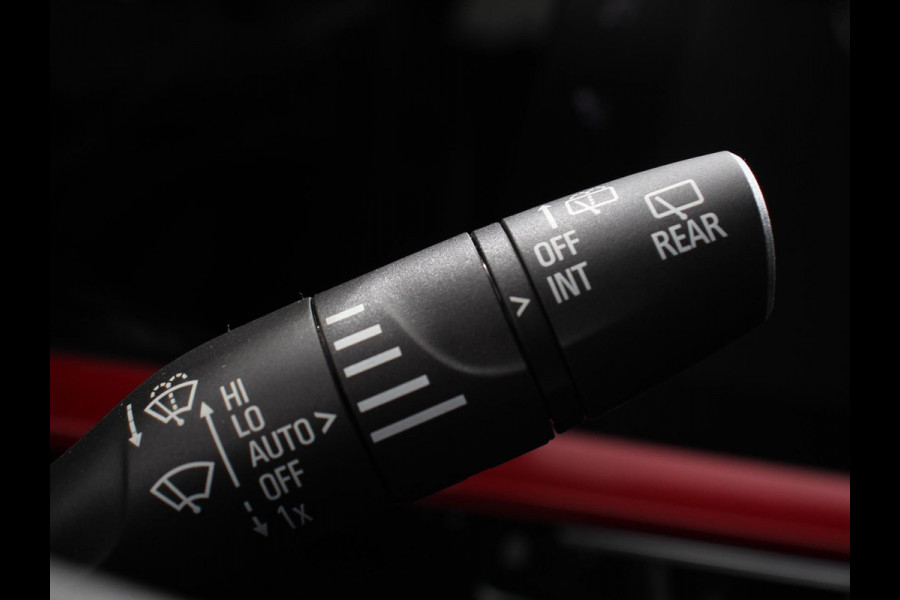 Opel Mokka-e Ultimate 50-kWh | Navigatie | Apple Carplay/Android Auto | Adaptive Cruise Control | Parkeersensoren | Camera | Stoel-en stuurwielverwarming | Virtual Cockpit | Full LED