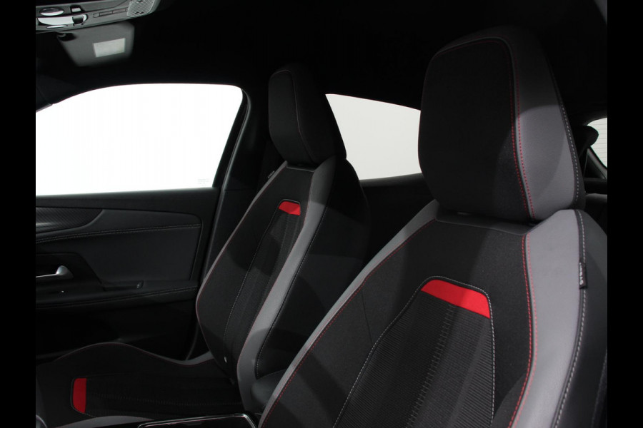 Opel Mokka-e Ultimate 50-kWh | Navigatie | Apple Carplay/Android Auto | Adaptive Cruise Control | Parkeersensoren | Camera | Stoel-en stuurwielverwarming | Virtual Cockpit | Full LED