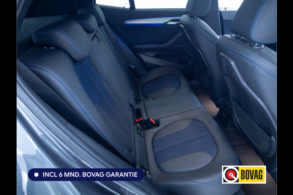 BMW X2 sDrive18i High Executive M-Sport Panoramadak | El.verstelbare verwarmde voorstoelen | PDC V+A Camera, Keyless, Navigatie Cruise-control, All-season, Sfeerverlichting