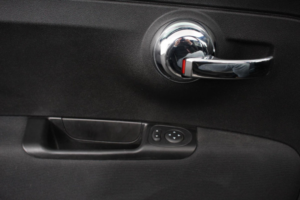 Fiat 500C 1.0 Hybrid Lounge Plus | Navigatie | Cruise Control |Climate Control | Parkeersensoren Achter | DAB | Lichtmetalen velgen