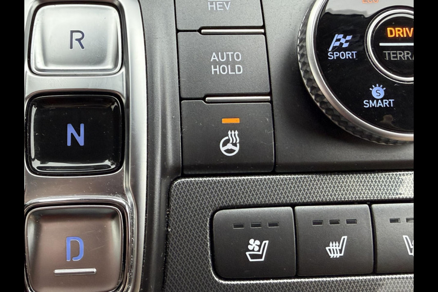 Hyundai Santa Fe 1.6 T-GDI Plug-inn Adapt cruise Full led Leder+Stoelventilatie/-verwarming Stuurverwarming Carplay