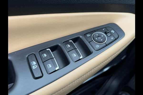 Hyundai Santa Fe 1.6 T-GDI Plug-inn Adapt cruise Full led Leder+Stoelventilatie/-verwarming Stuurverwarming Carplay