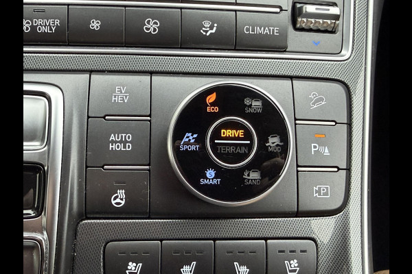 Hyundai Santa Fe 1.6 T-GDI Plug-inn Adapt cruise Full led Leder+Stoelventilatie/-verwarming Stuurverwarming Carplay