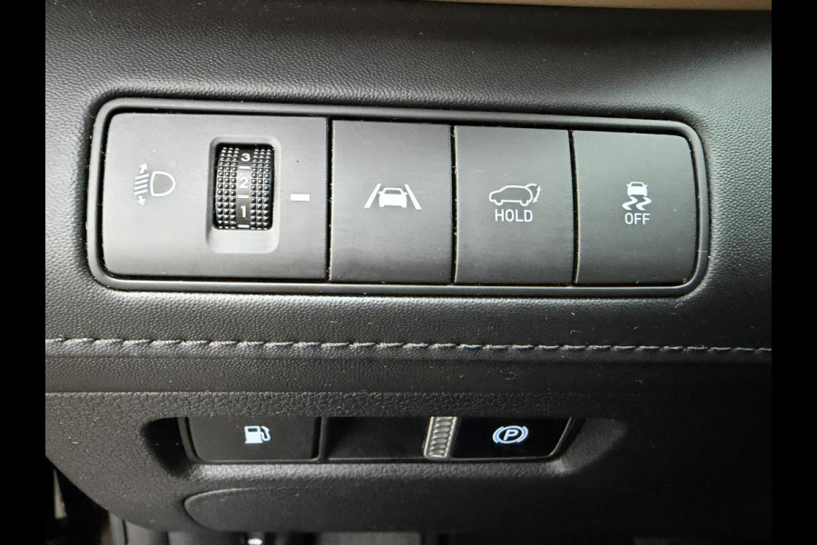 Hyundai Santa Fe 1.6 T-GDI Plug-inn Adapt cruise Full led Leder+Stoelventilatie/-verwarming Stuurverwarming Carplay