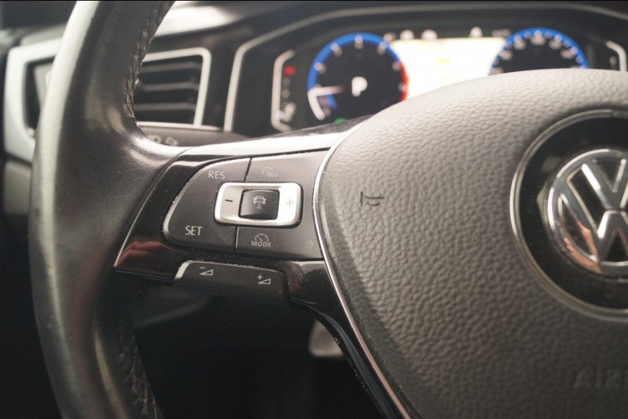 Volkswagen Polo 1.0 TSI Highline Executive -NAVI-ECC-DIGI-PDC-ACC-