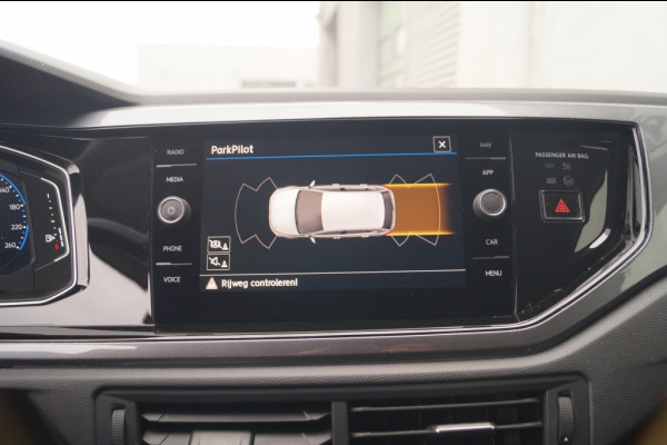 Volkswagen Polo 1.0 TSI Highline Executive -NAVI-ECC-DIGI-PDC-ACC-