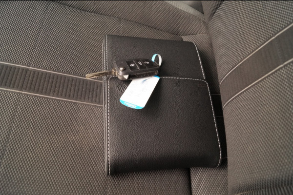 Volkswagen Polo 1.0 TSI Highline Executive -NAVI-ECC-DIGI-PDC-ACC-