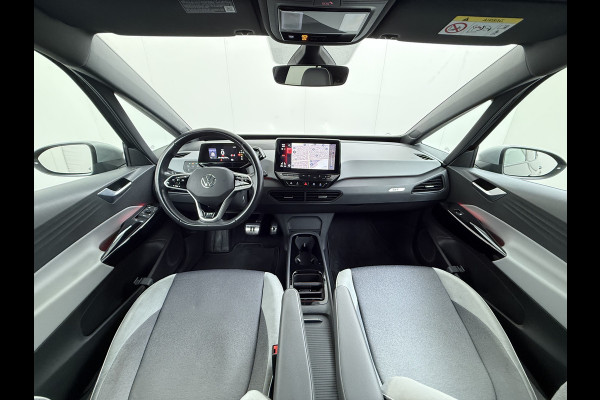Volkswagen ID.3 First Plus 58kWh 204pk Camera Trekhaak 19"lm Adap.Cruise Matrix-Led Navi-Pro Ecc Apple Carplay Android Auto Pdc SOH 90% Lmv Stoel+Stuurverwarming Wifi  Rijstrooksensor Origineel Nederlandse Auto € 43.675,- nieuw