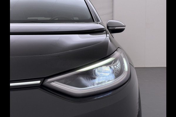 Volkswagen ID.3 First Plus 58kWh 204pk Camera Trekhaak 19"lm Adap.Cruise Matrix-Led Navi-Pro Ecc Apple Carplay Android Auto Pdc SOH 90% Lmv Stoel+Stuurverwarming Wifi  Rijstrooksensor Origineel Nederlandse Auto € 43.675,- nieuw