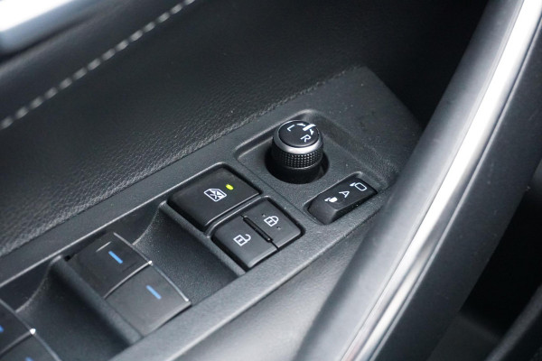 Suzuki Swace 1.8 Hybrid Style + DODEHOEK / STUURVERWARMING / VOORRUITVERWARMING